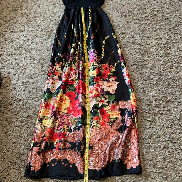 Johnny would LOVE this Wet Seal floral maxi dress - Picture 11 of 12